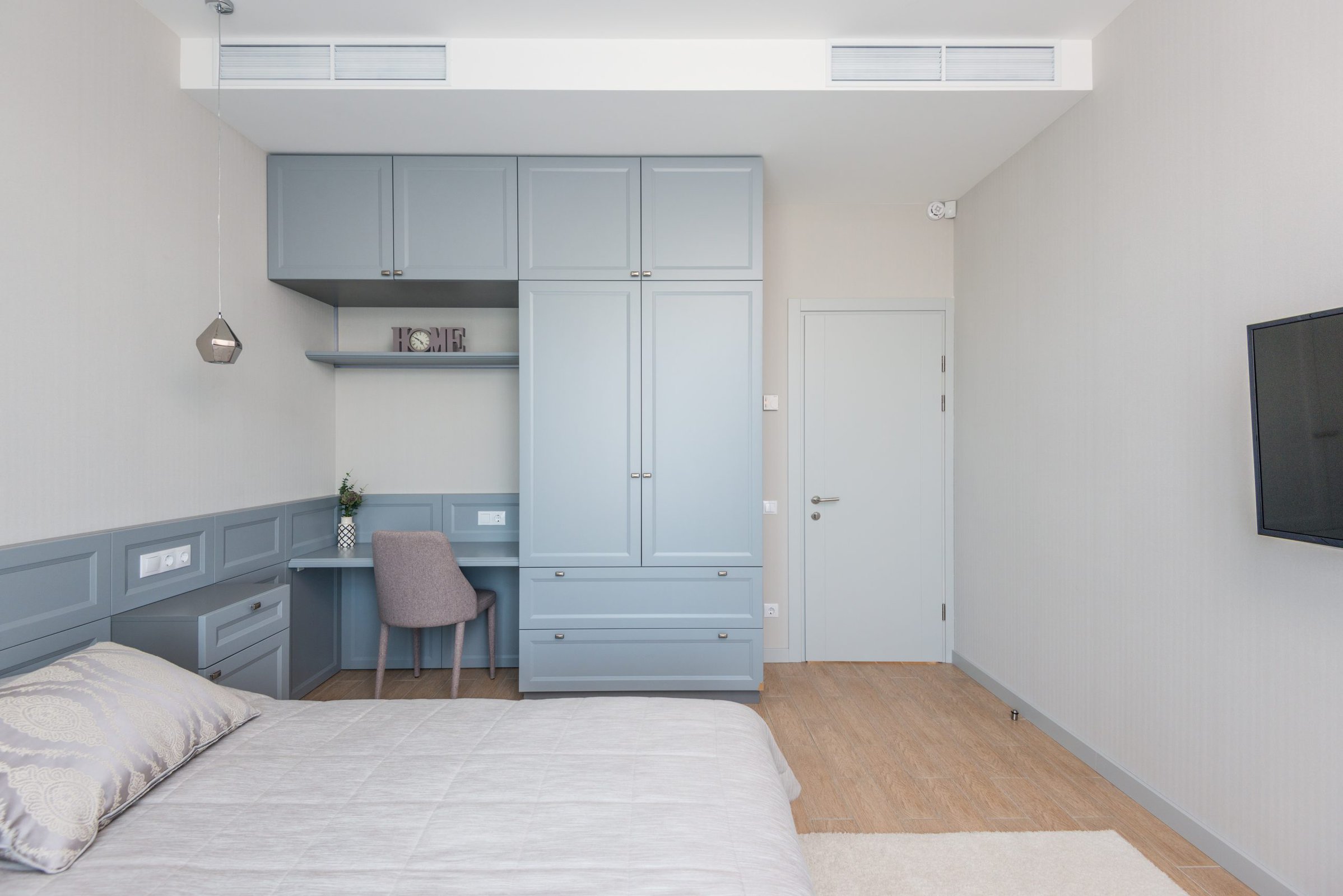  bedroom desks can look very stylish scaled