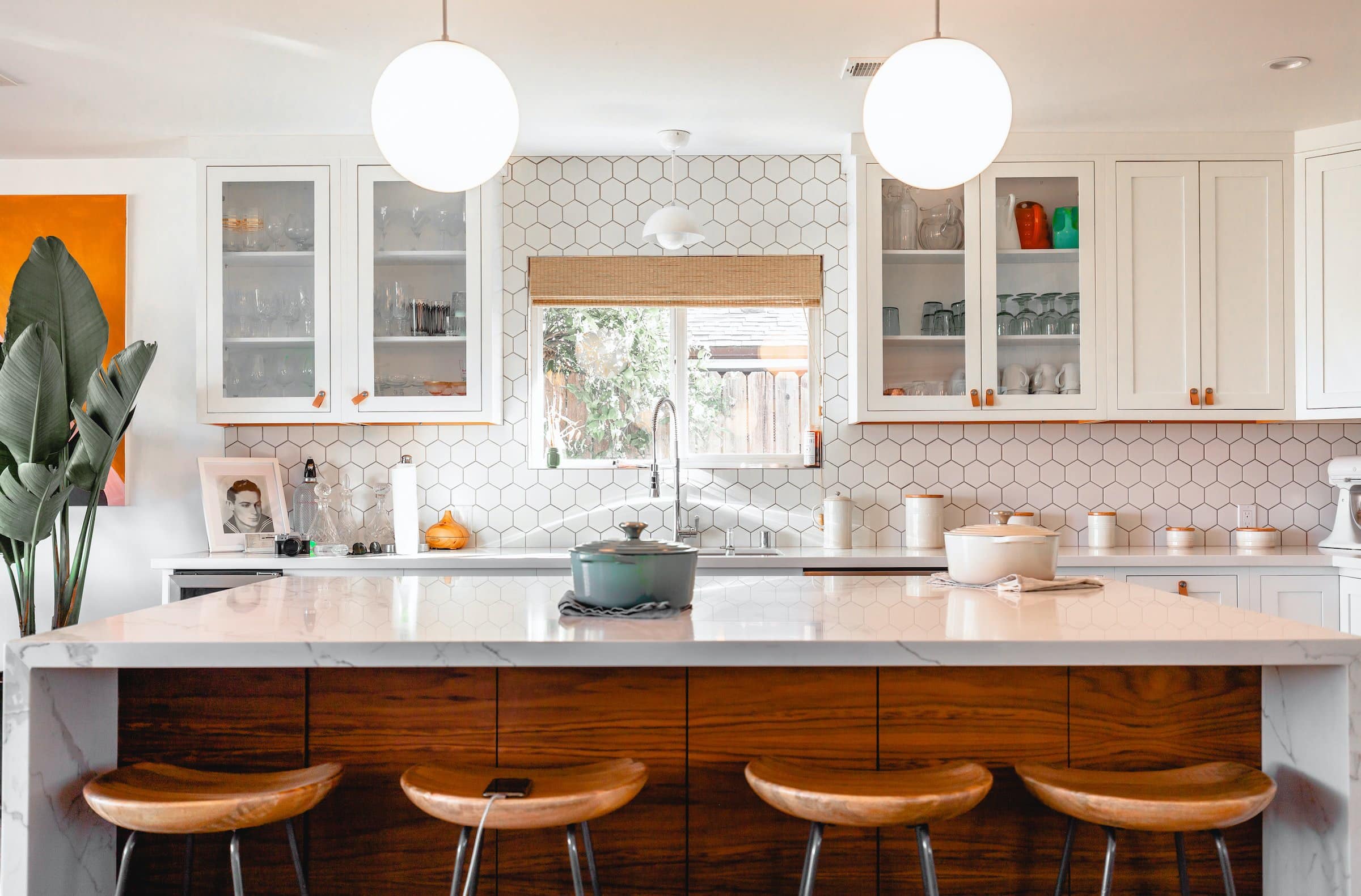  window backsplash for space