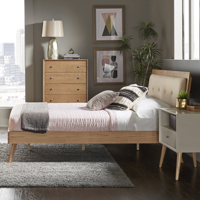 Traditional Bedroom with Wooden Textures