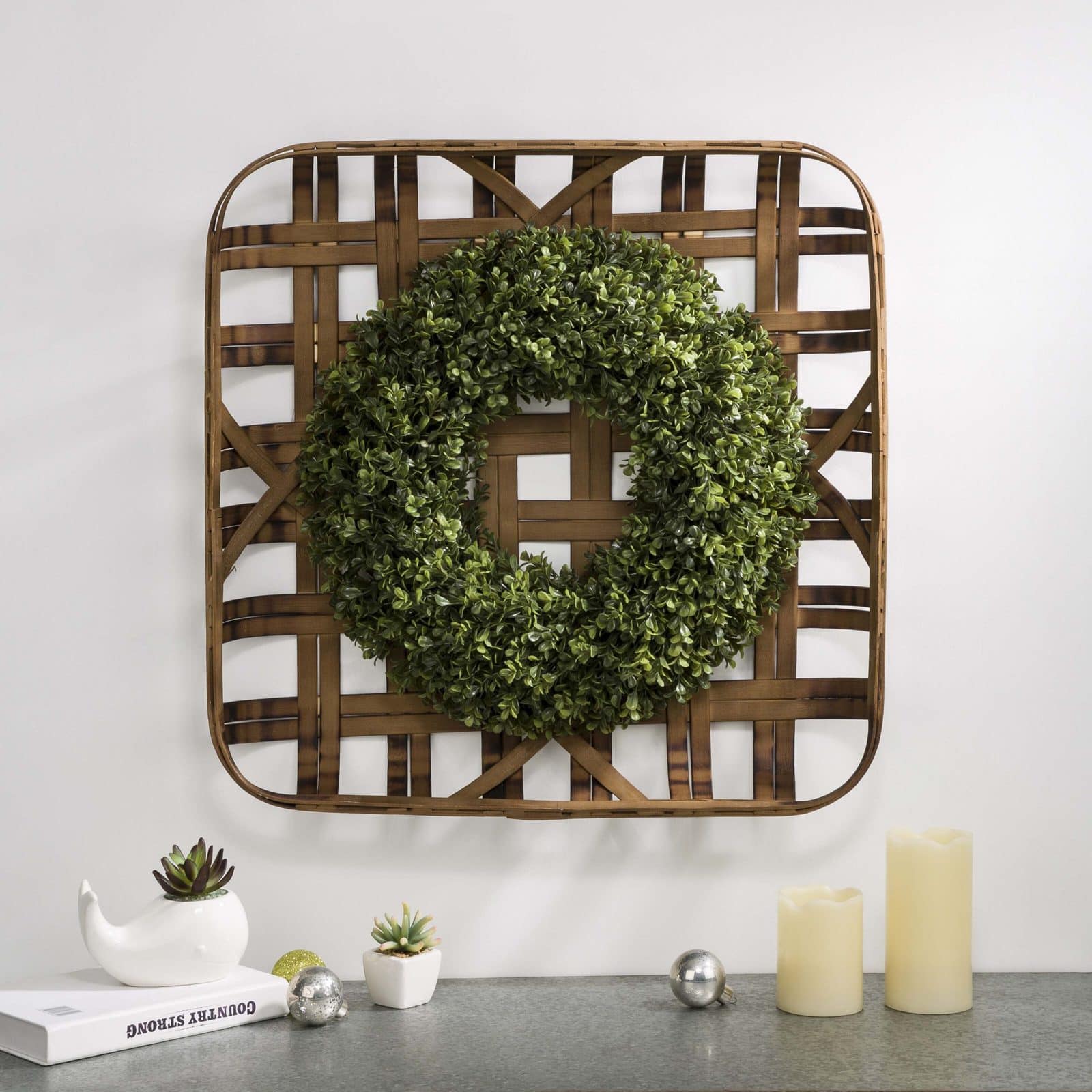 Bamboo Tobacco Basket With Wreath