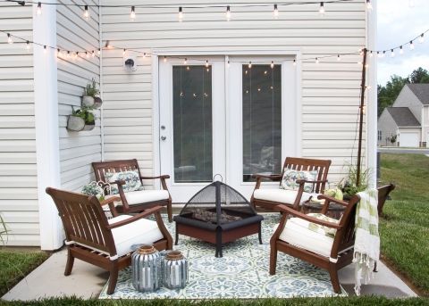 How to Decorate a Small Patio 