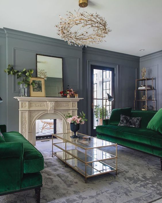 Wow! @jeanstofferdesign thank you for including the Mystic Medallion Rug in the most gorgeous living room we